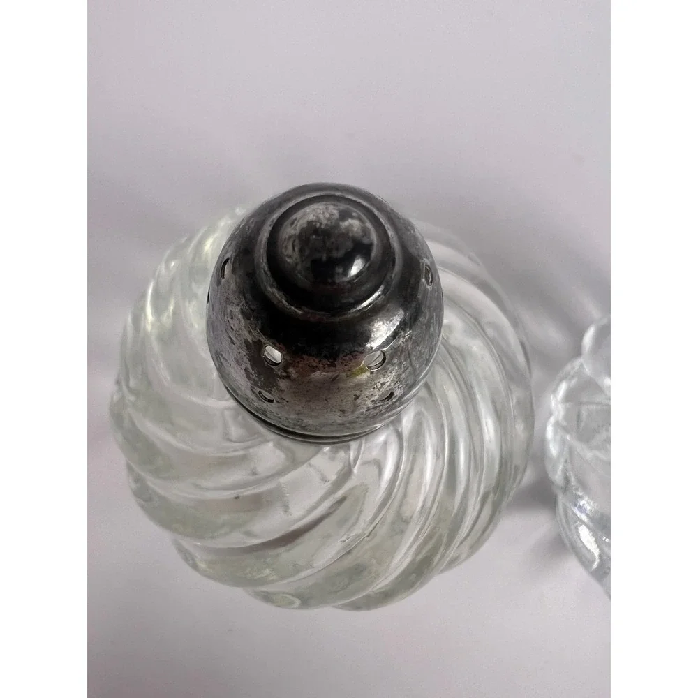 Vintage Glass Salt Pepper Shakers Set Silver Tone‎ Metal Caps Ornate Etched